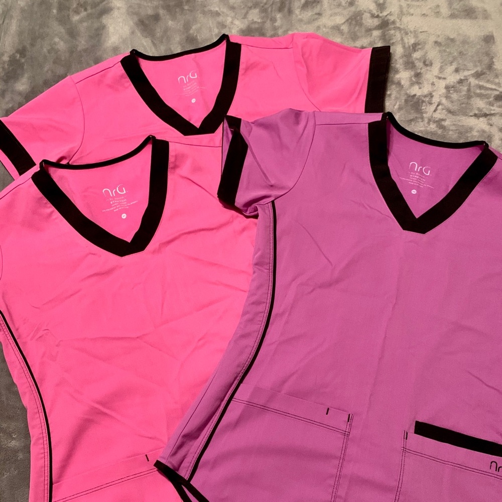 🏥 SOLD •• Set of 3 Barco NrG Scrub Tops👩🏻‍⚕️